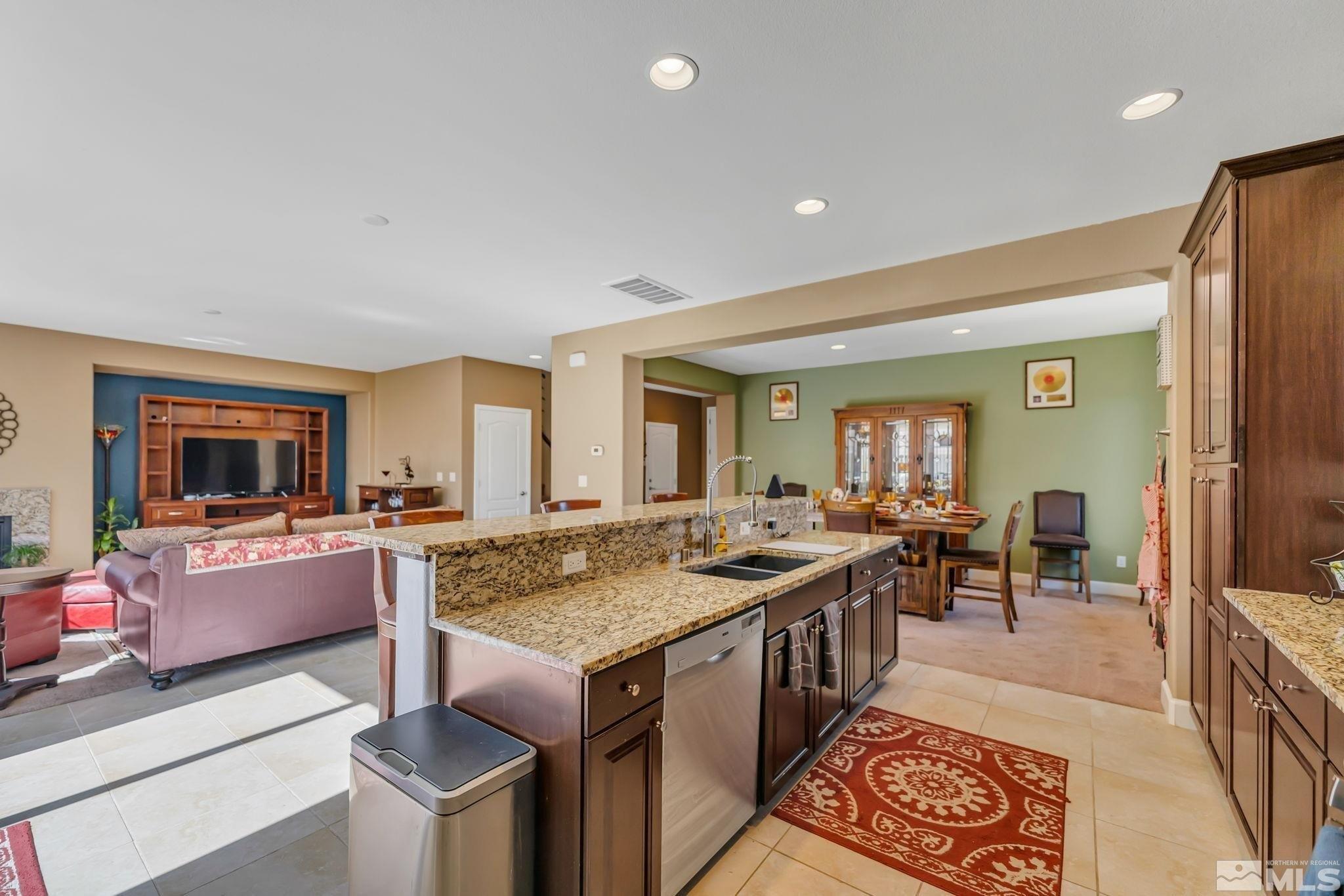 Foxberry Park Dr, Reno, NV 89521