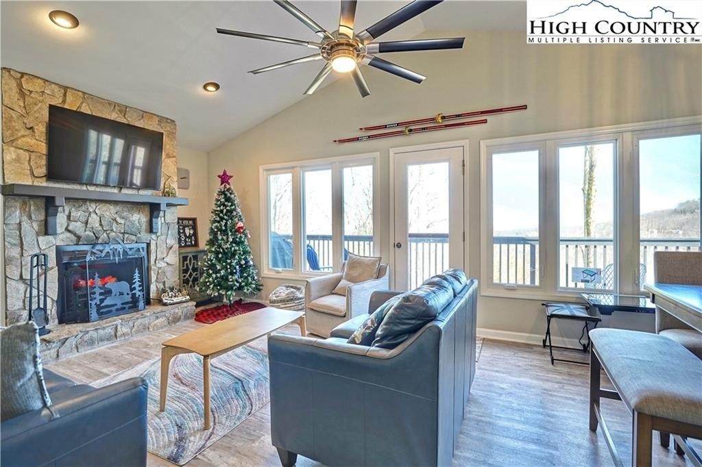 Chestnut Way Rd, Beech Mountain, NC 28604