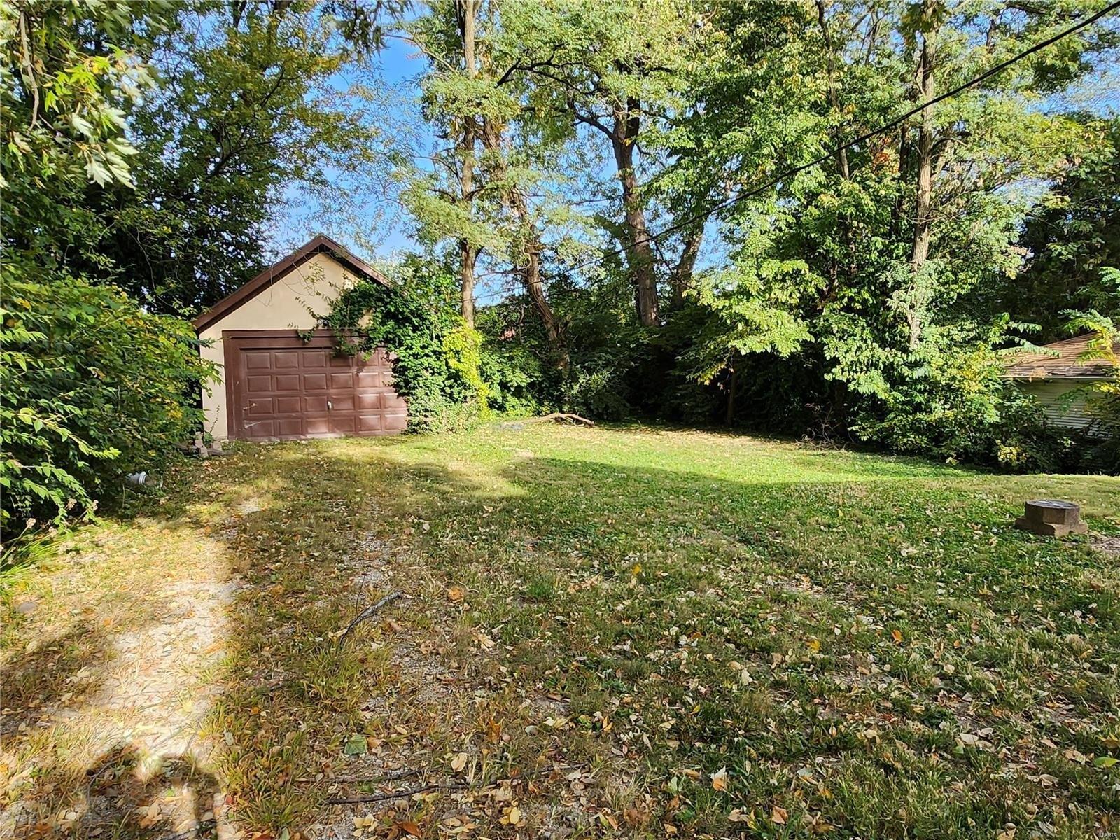 Thelma Ave, Saint Louis, MO 63121