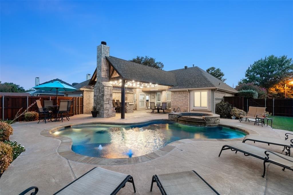 Birchwood Ct, Lewisville, TX 75067