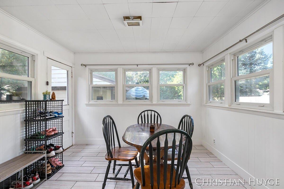 Kentfield St Sw, Wyoming, MI 49519