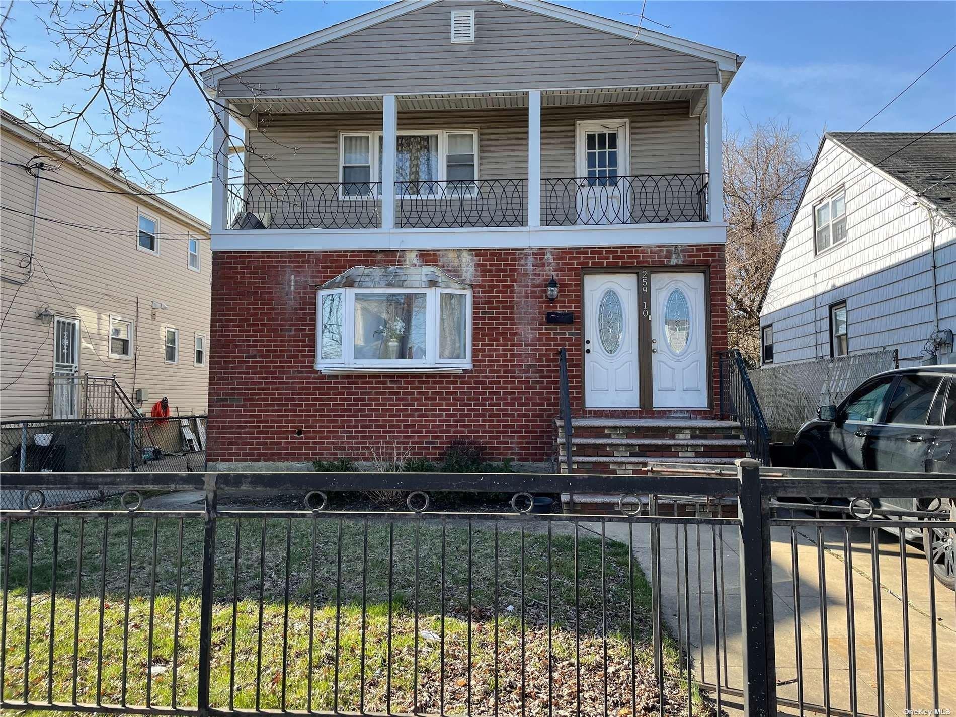 148th Rd, Rosedale, NY 11422