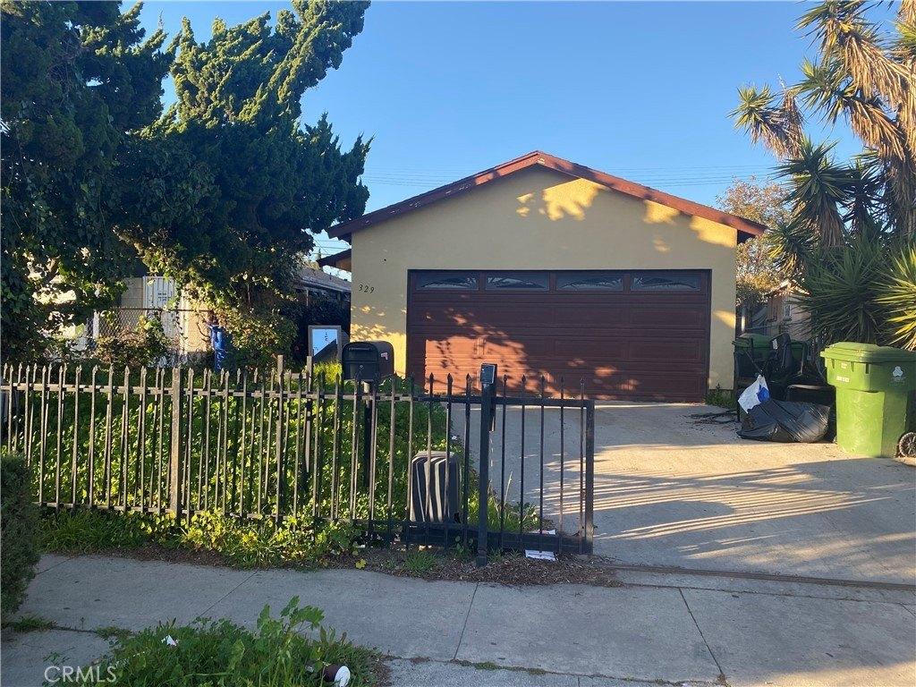 E 109th St, Los Angeles, CA 90061