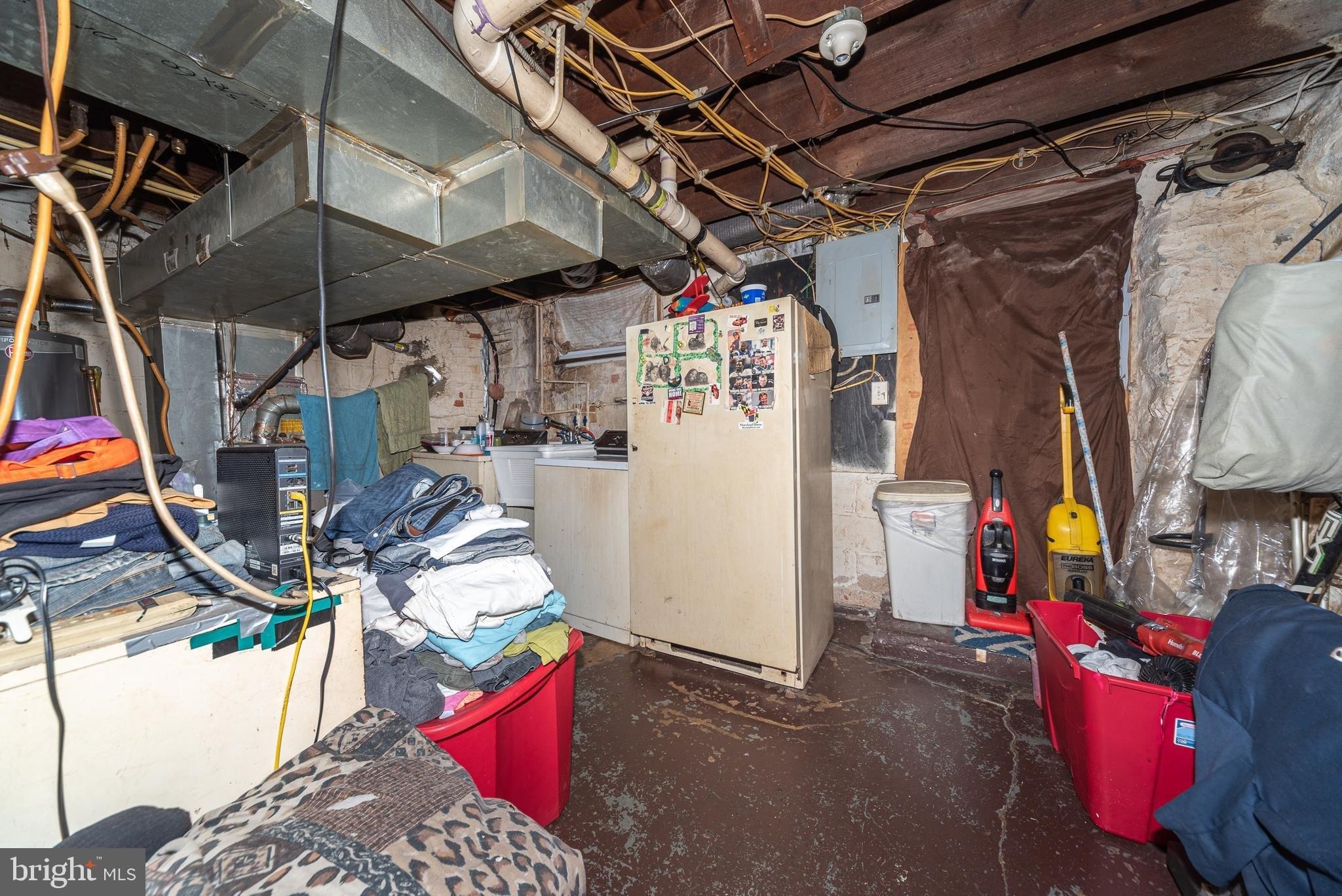 Chalgrove Ave, Baltimore, MD 21215