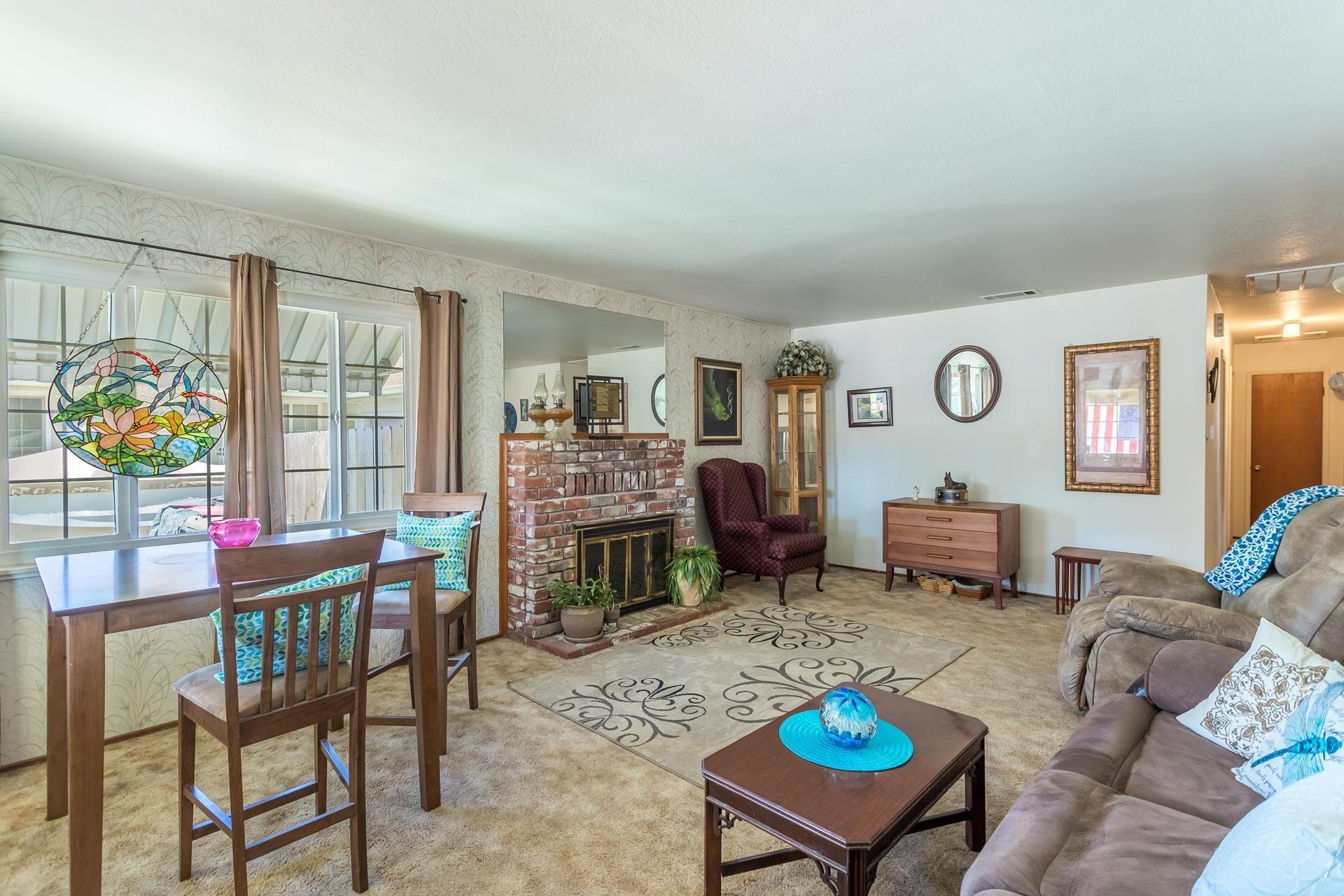 Westwood Ave, Redding, CA 96001
