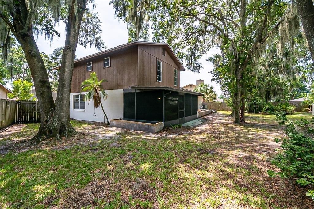 Ephrata Dr, Brandon, FL 33511