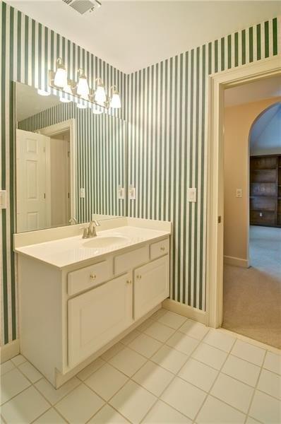 Golf Crest Ln, Woodstock, GA 30189