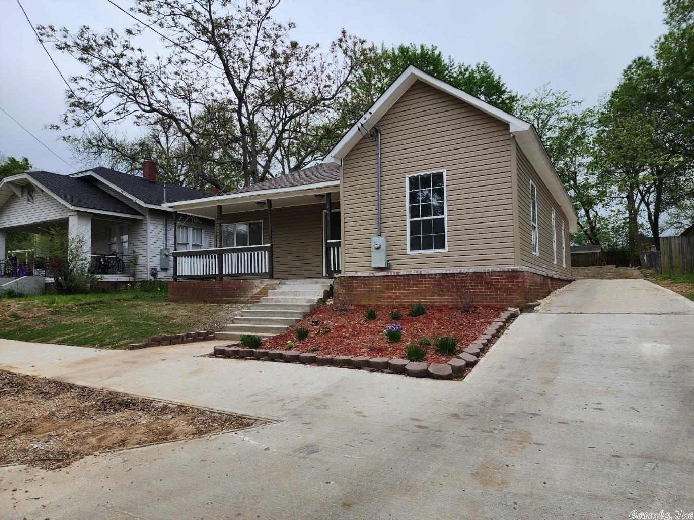 Warner Ave, Jonesboro, AR 72401