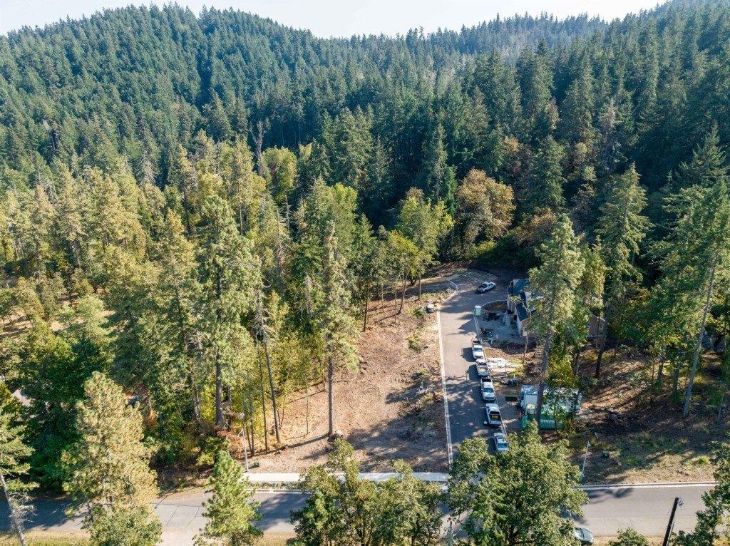 W Amazon Dr, Eugene, OR 97405
