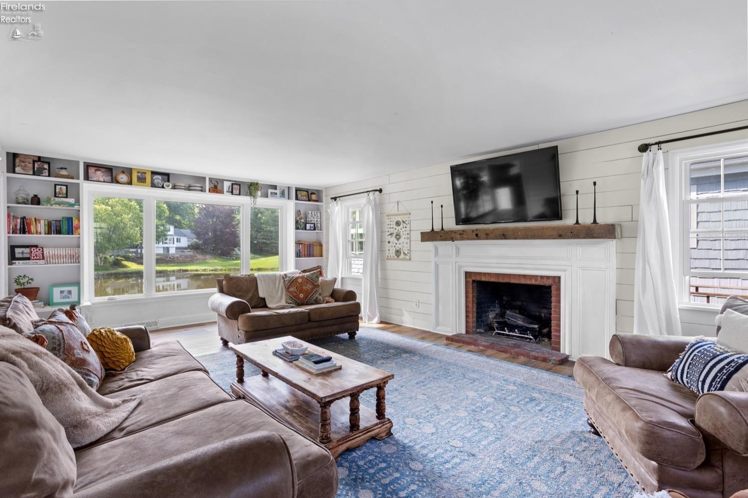 Dockway Dr, Huron, OH 44839