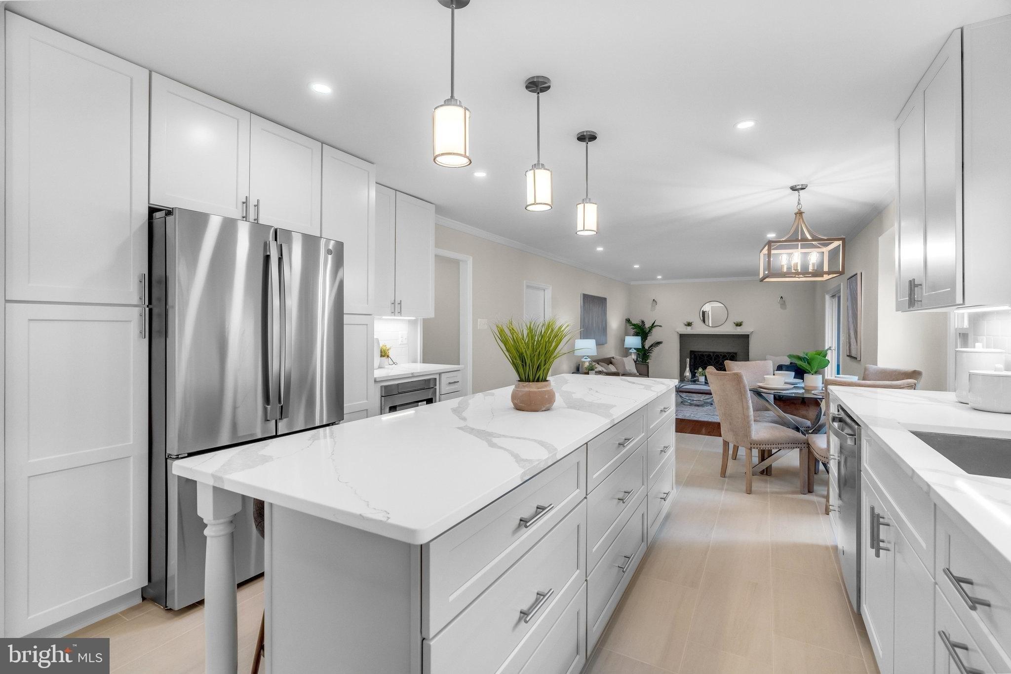 Lozano Dr, Vienna, VA 22182