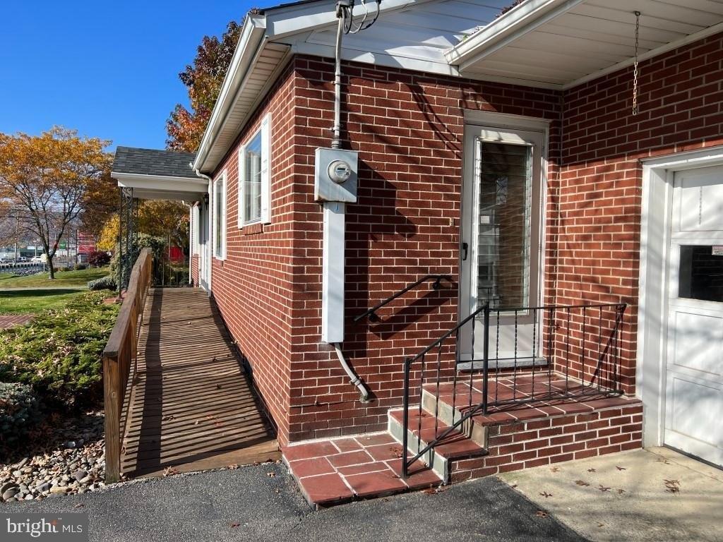 Buchanan Trl, Mc Connellsburg, PA 17233