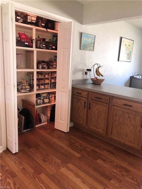 Woodlake Rd, Virginia Beach, VA 23452