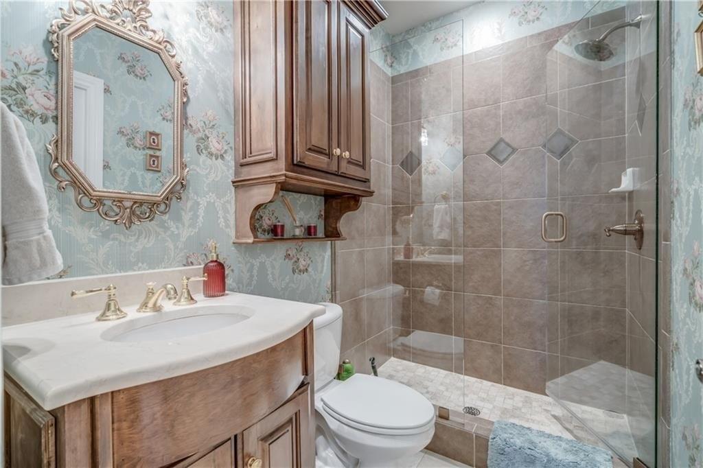 Pine Crk, Edmond, OK 73034