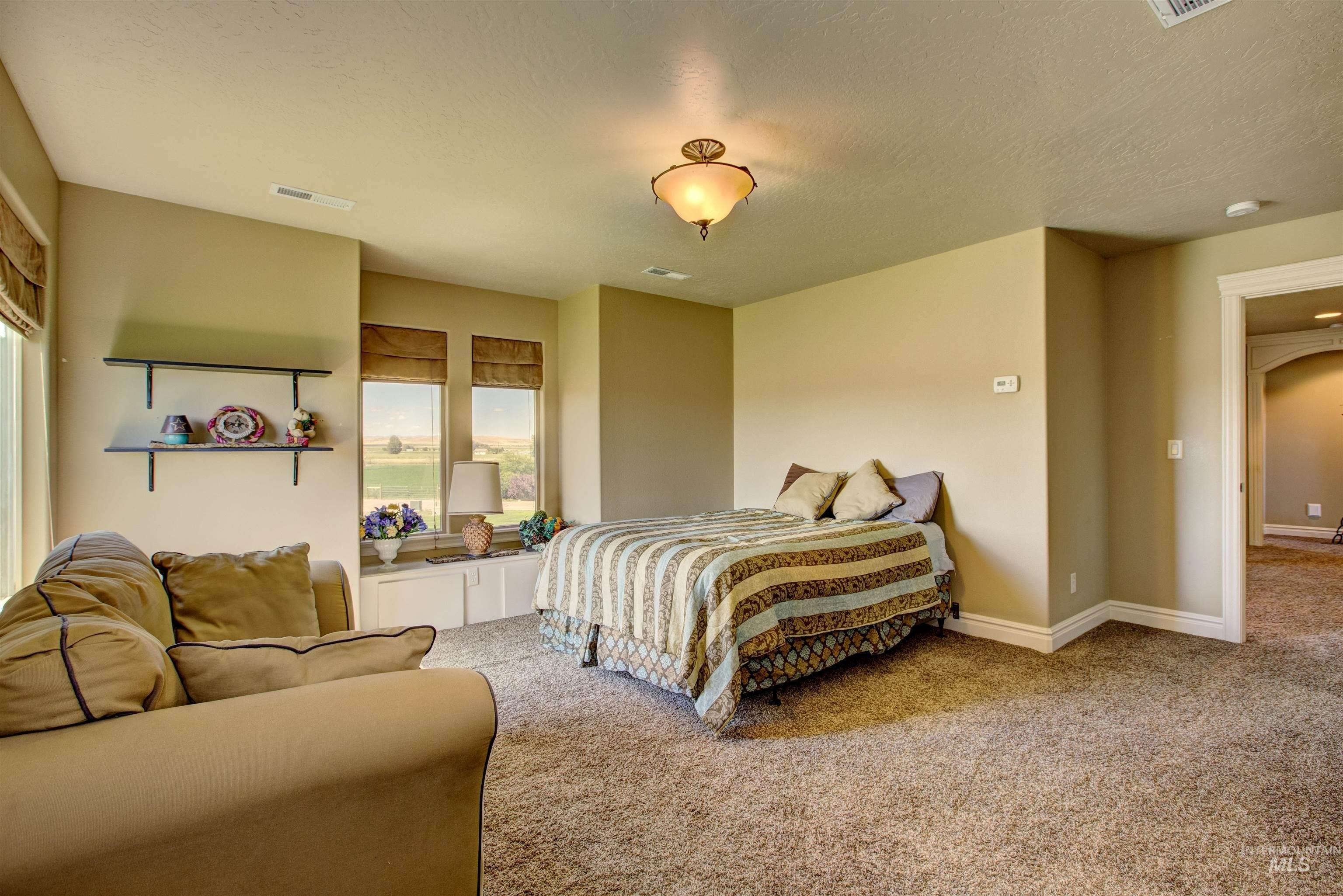 E Indian Trail Ln, Kuna, ID 83634