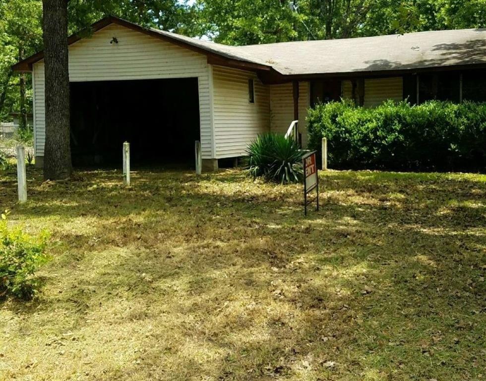 Grove Dr, Quinlan, TX 75474