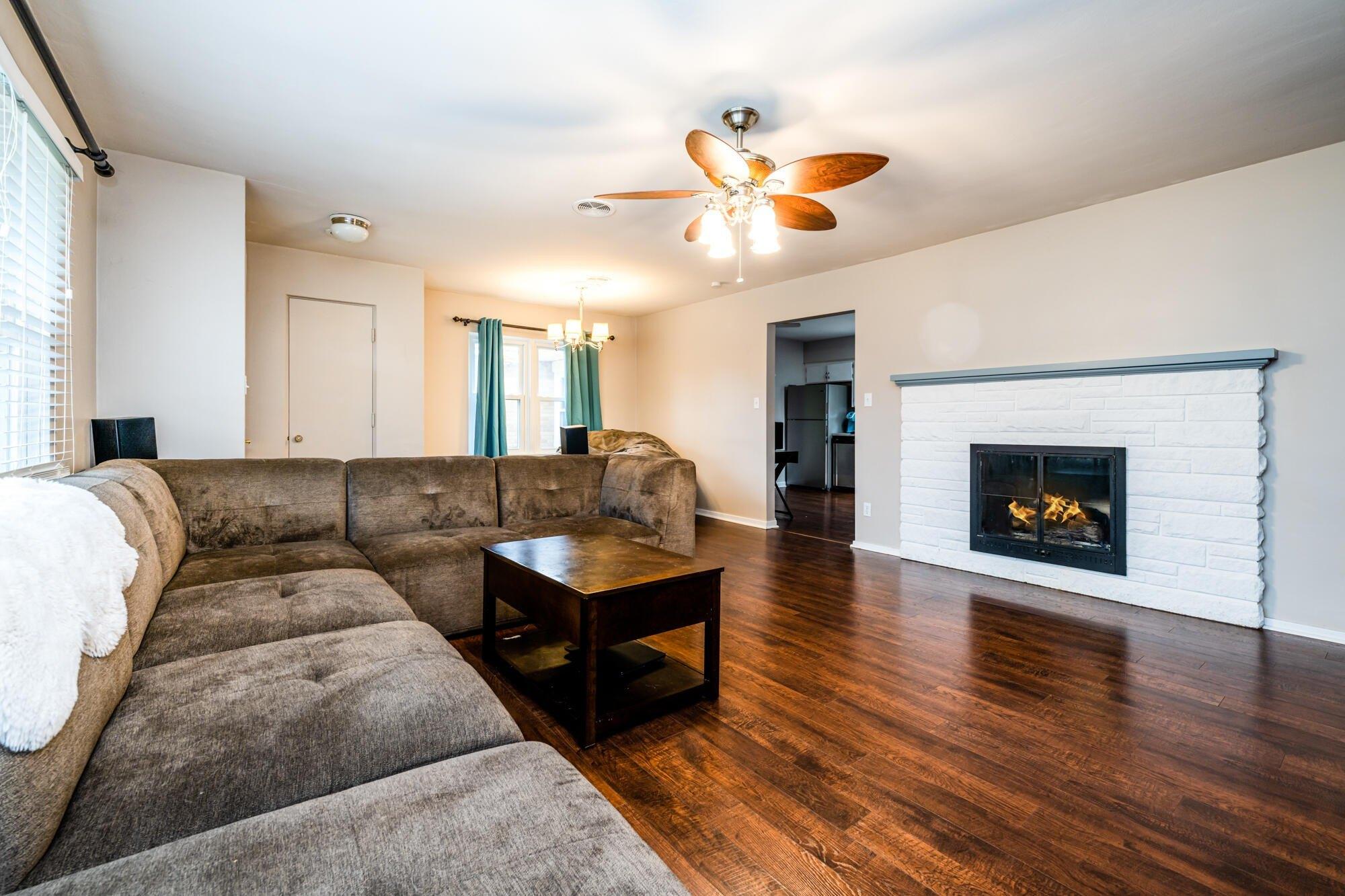 Sunset Dr, Saint Joseph, MI 49085