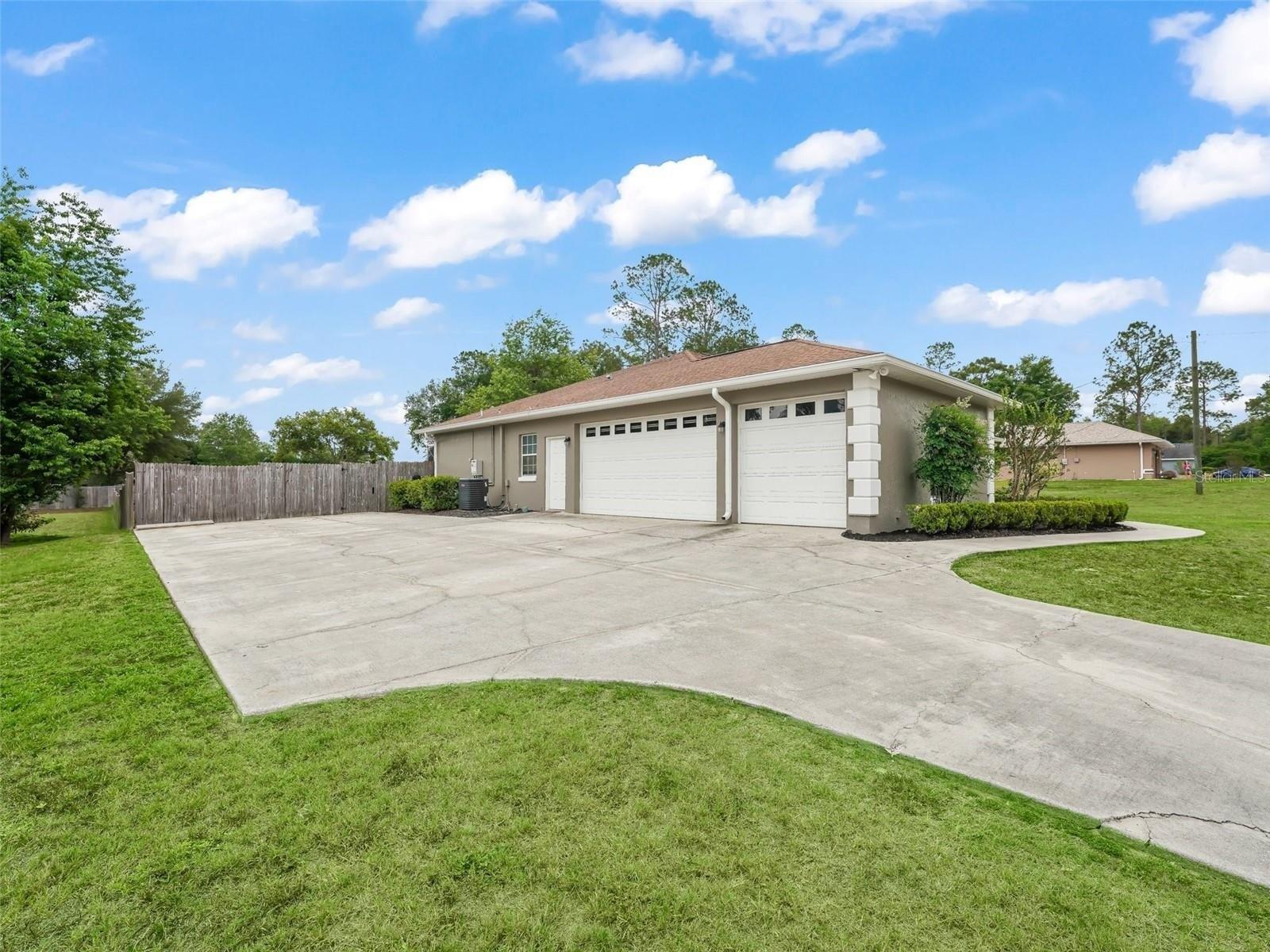 Ne 61st Ter, Ocala, FL 34470