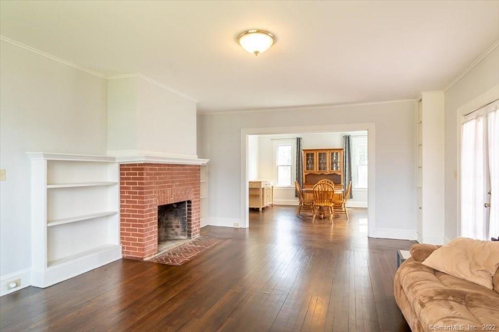 Brookfield St, Manchester, CT 06040