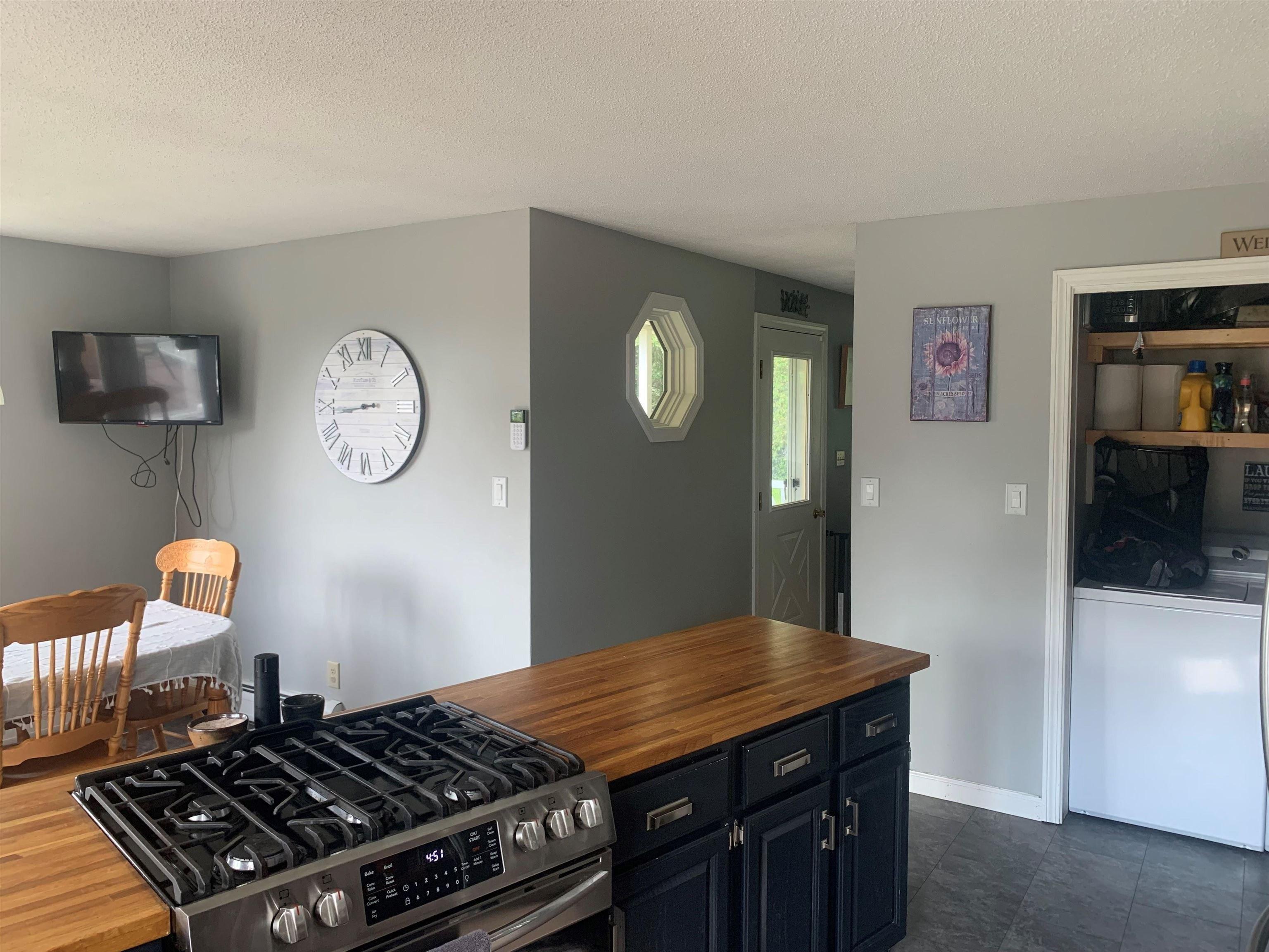 Harrys Way, Colebrook, NH 03576