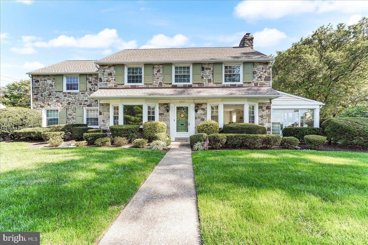 Ormond Ave, Drexel Hill, PA 19026