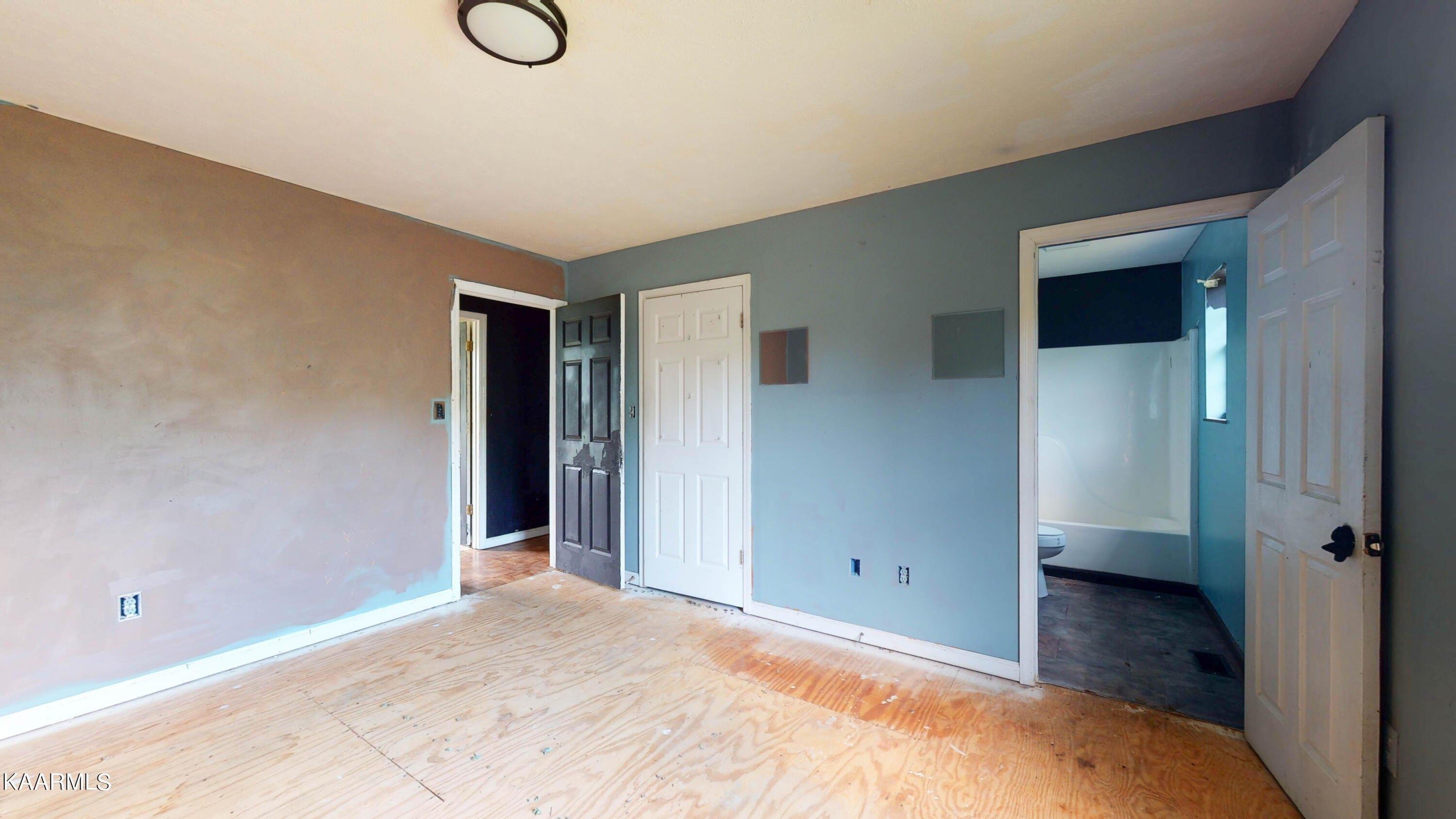 Brights Pike, Morristown, TN 37814