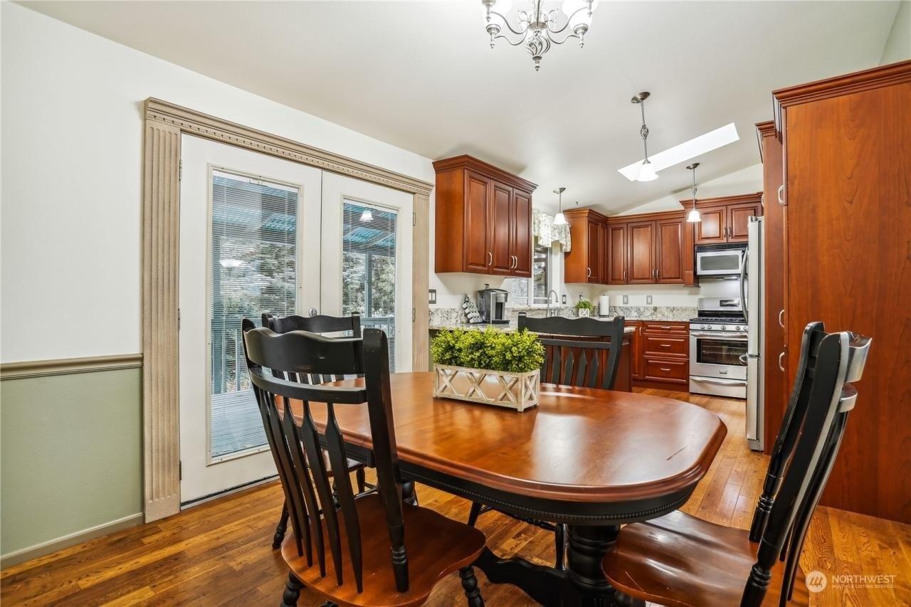 Bridge Pl Ne, Bremerton, WA 98311
