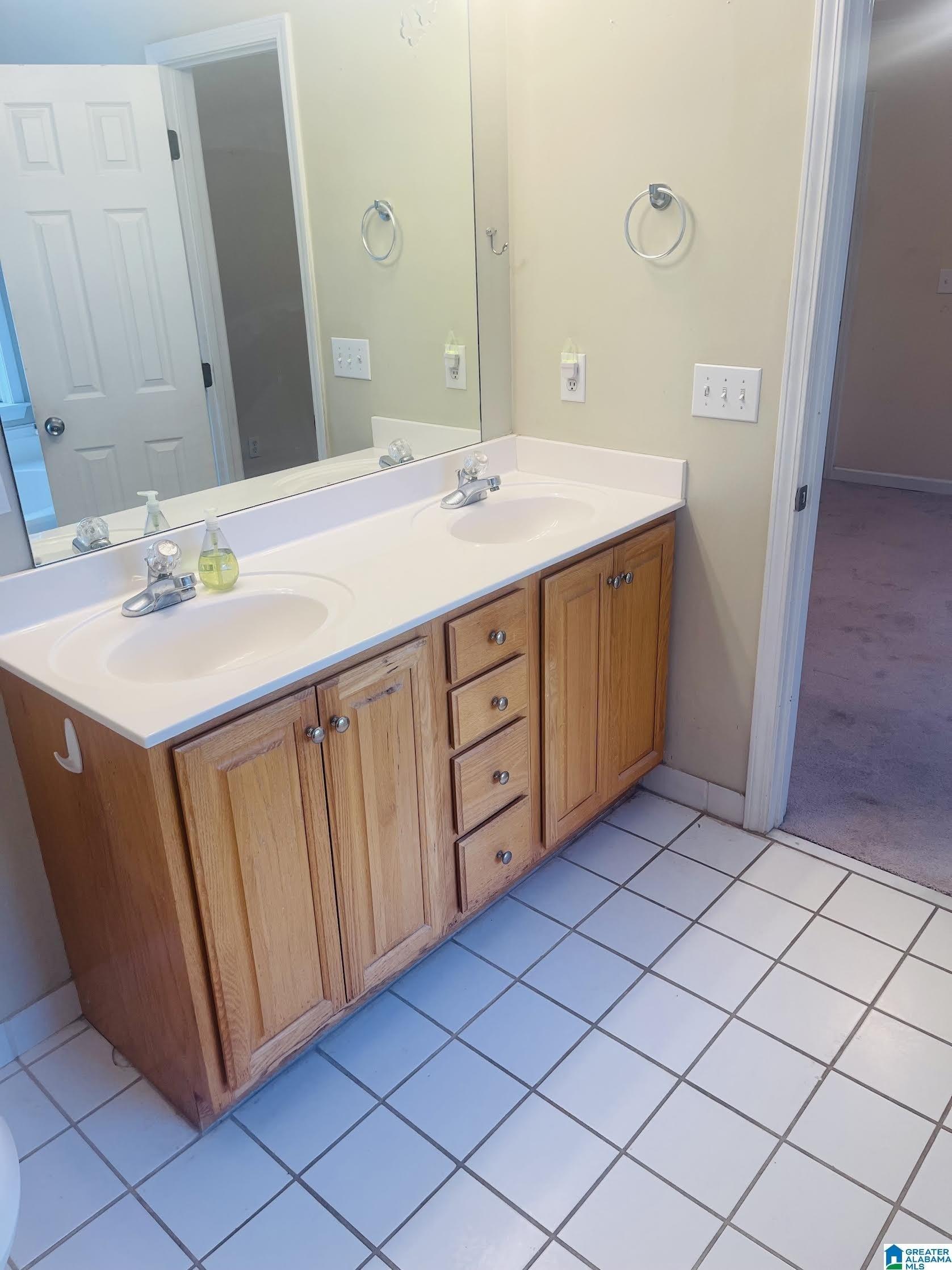 Sunset Ln, Calera, AL 35040