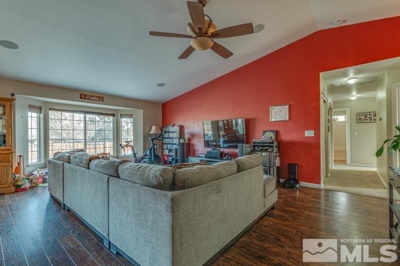 Catrina Ct, Sparks, NV 89441