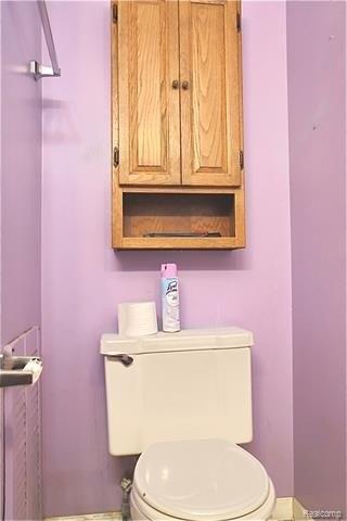 Beechwood Ct, Woodhaven, MI 48183