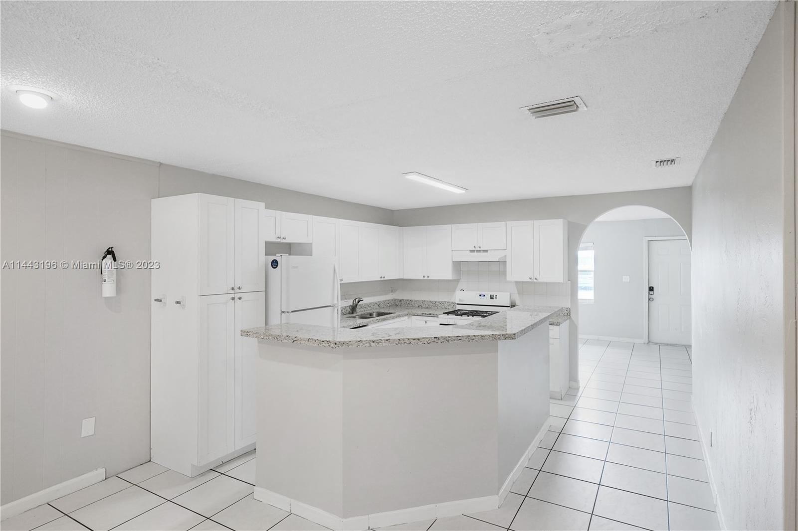 Pimlico Ct, West Palm Beach, FL 33415