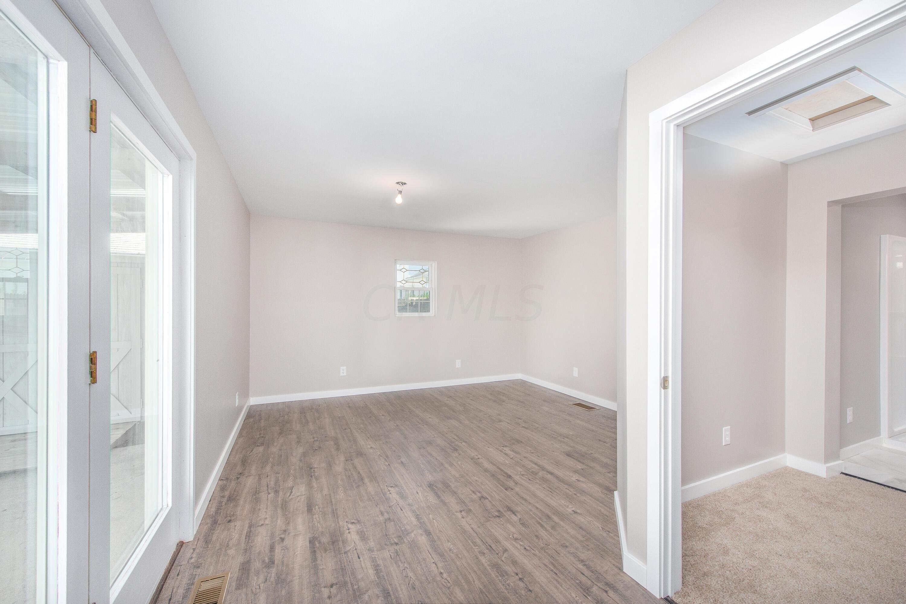 S Center St, Mount Vernon, OH 43050