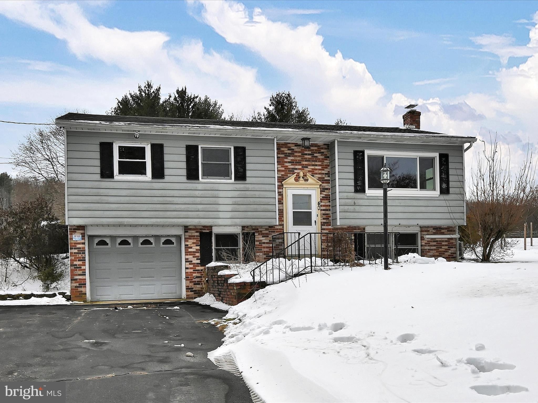 Long Stretch Rd, Pine Grove, PA 17963