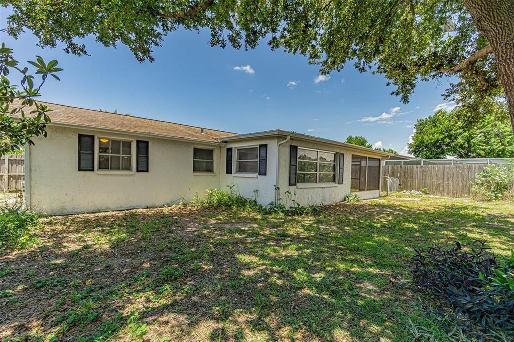 White Oak Ln, Port Richey, FL 34668