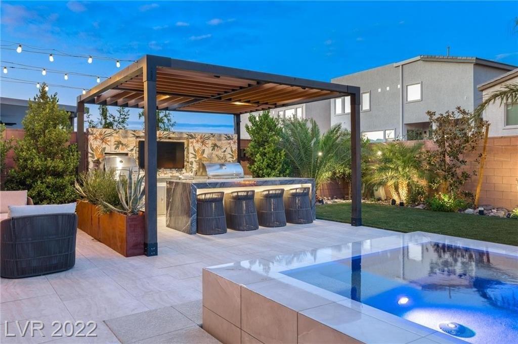 Grove Mill Ct, Las Vegas, NV 89139