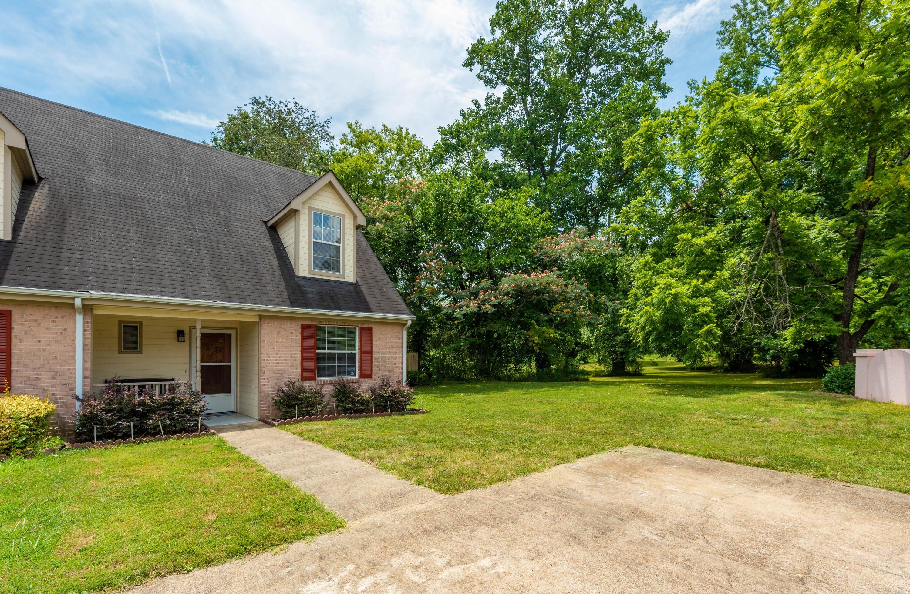 Eric Dr, Chattanooga, TN 37421