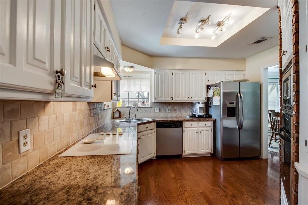 Kimberly Ct, Mansfield, TX 76063
