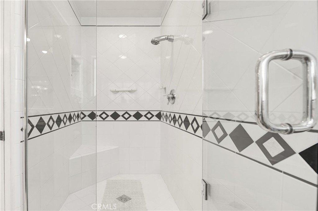 Cheltenham Dr, Sherman Oaks, CA 91423