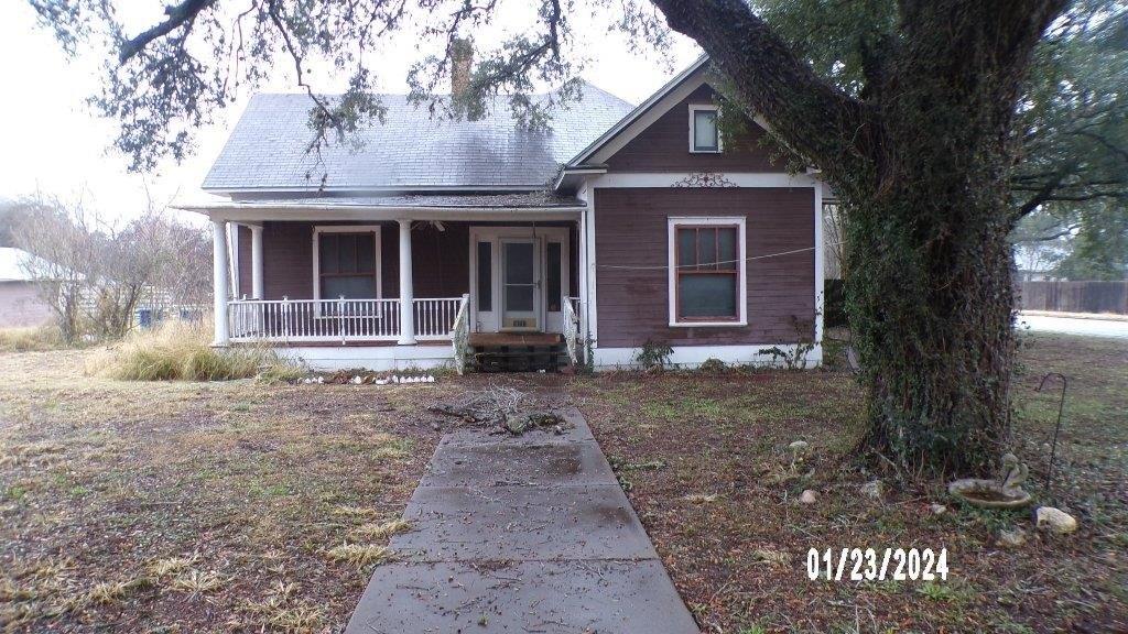 N Buchanan St, Beeville, TX 78102