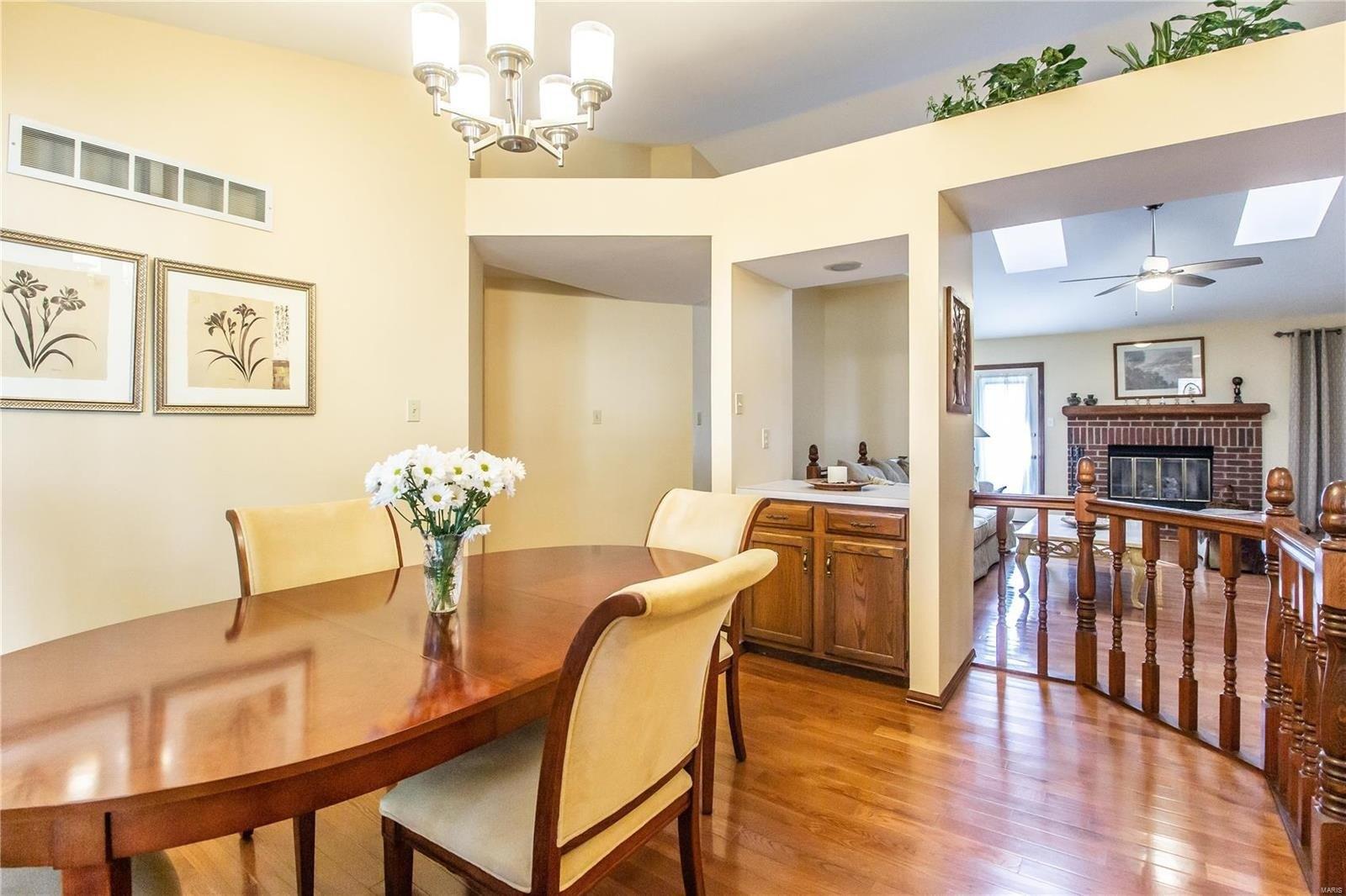 Bugle Run Dr, Florissant, MO 63034