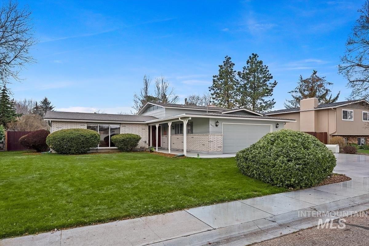 W Ramsgate Dr, Boise, ID 83704