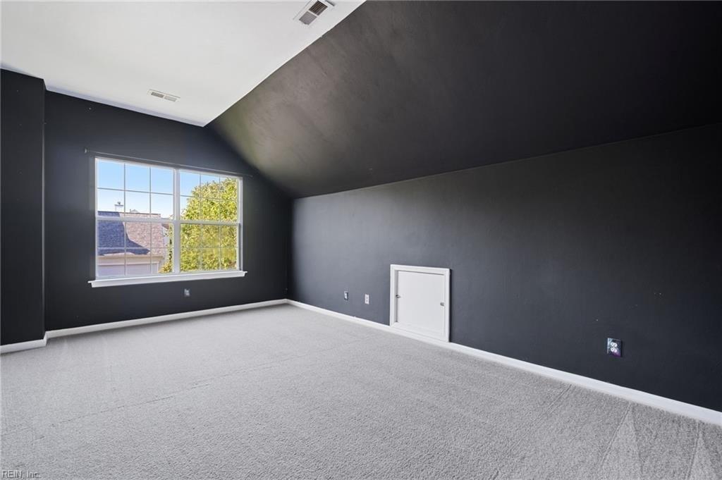 Burbage Acres Dr, Suffolk, VA 23435