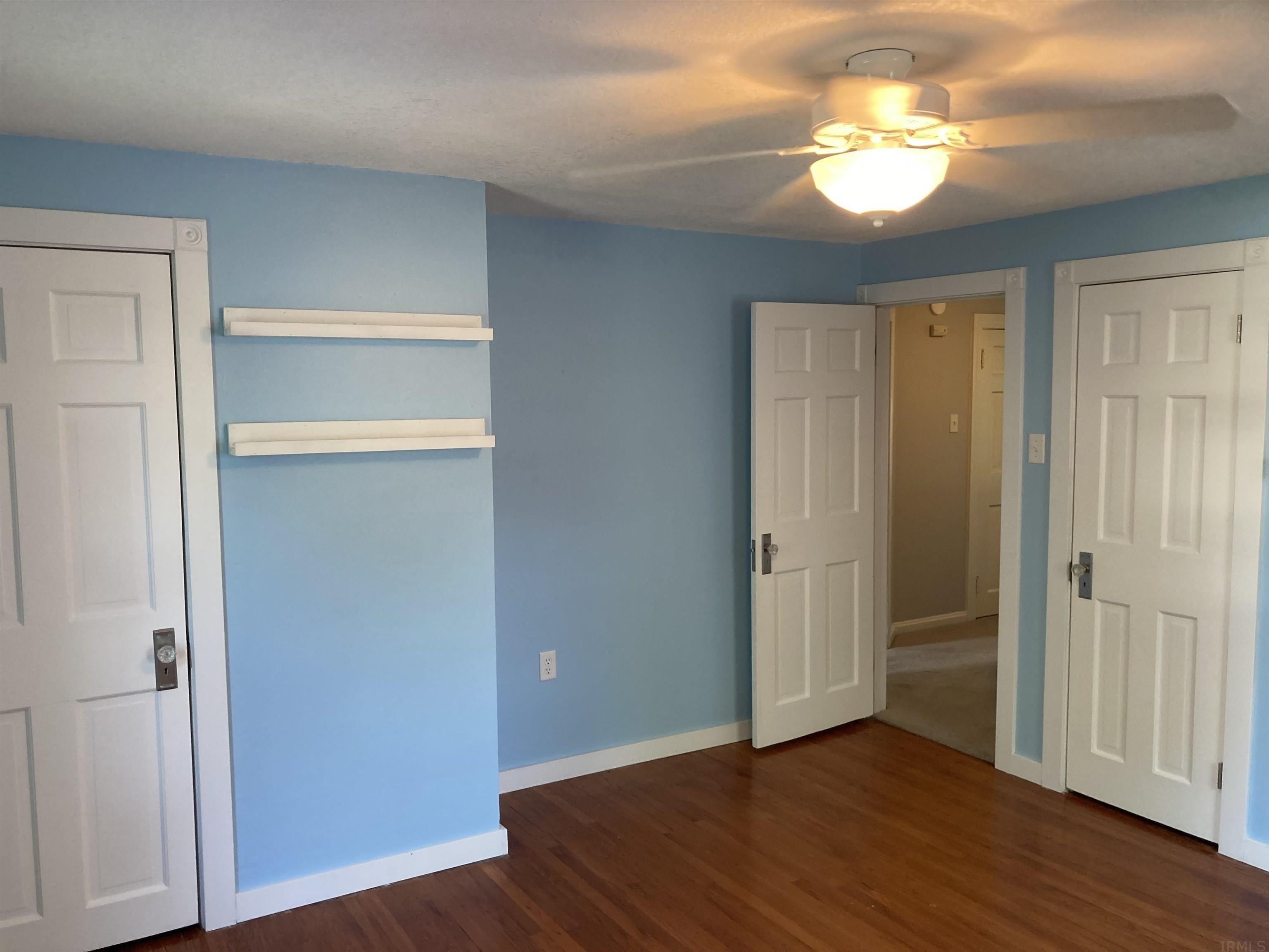 Columbia Ave, Fort Wayne, IN 46805