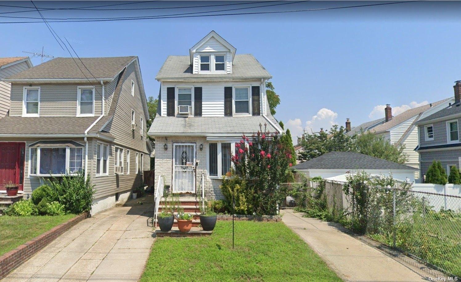 106th Ave, Queens Village, NY 11429
