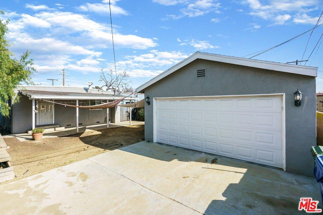 W 59th St, Los Angeles, CA 90043