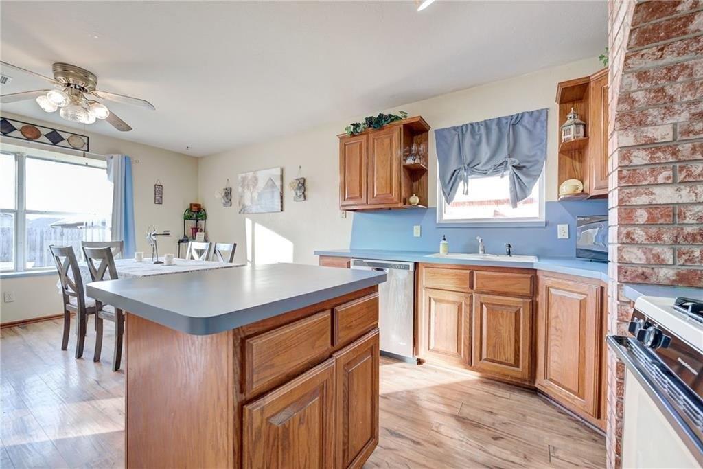 Sagewood Dr, Edmond, OK 73013