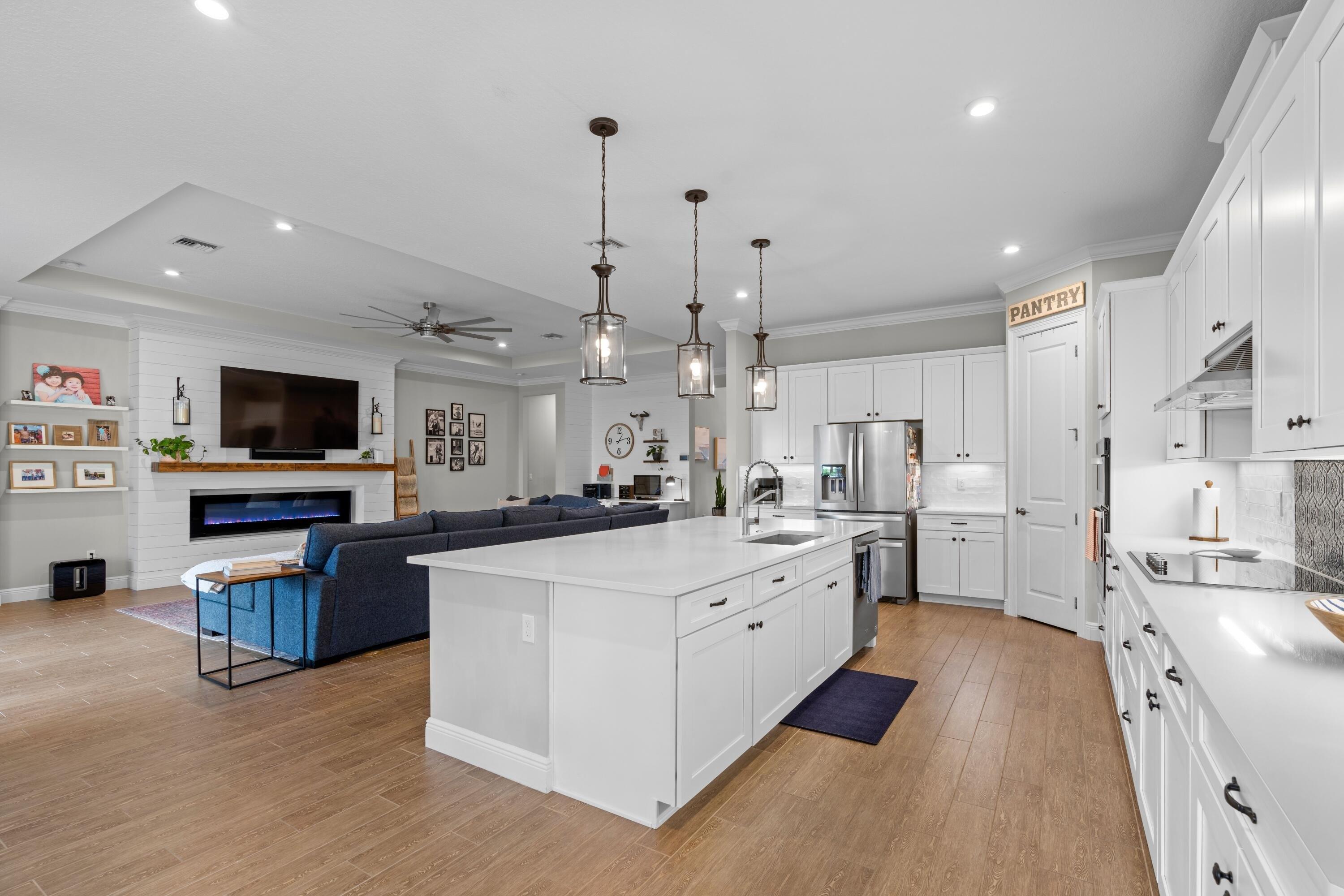 Greenspire Ln, Lake Worth, FL 33467
