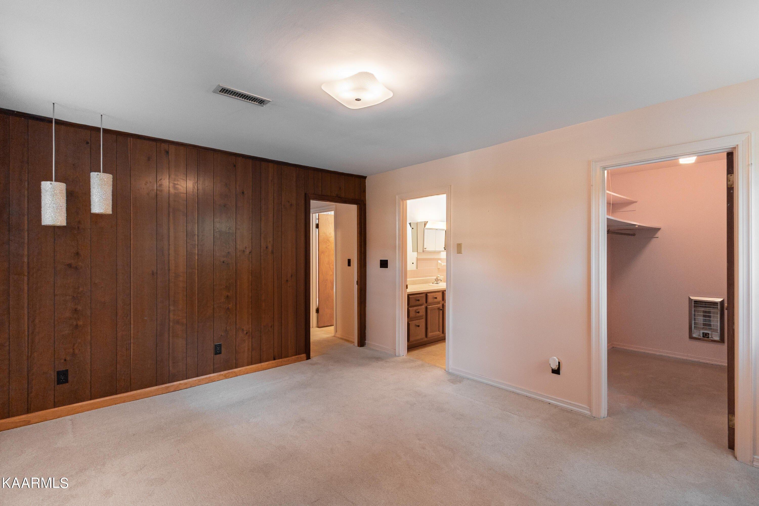 Tapoco Ave, Maryville, TN 37801
