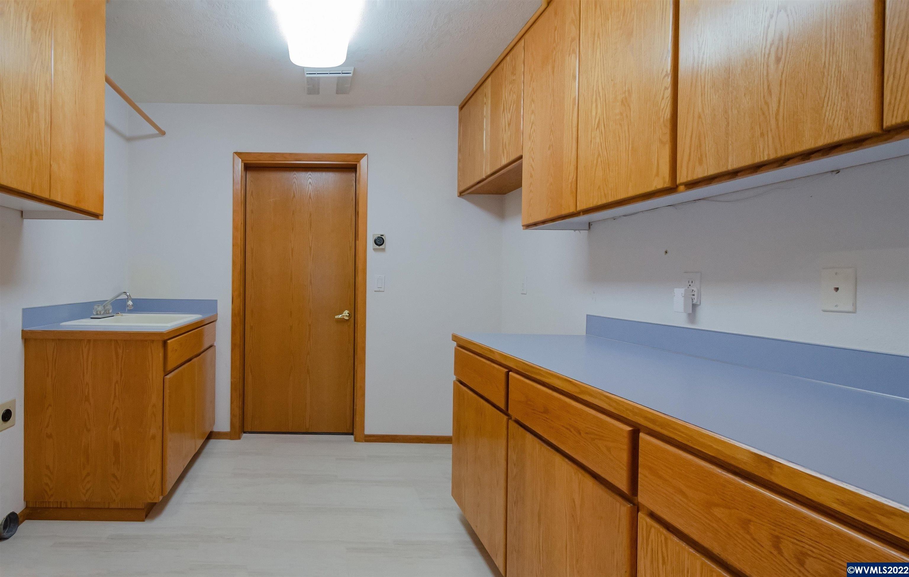 Willetta St Sw, Albany, OR 97321