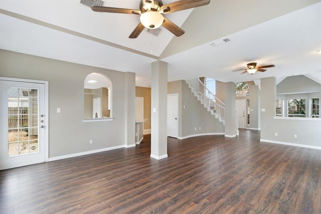 Chatsworth Ct, Arlington, TX 76018